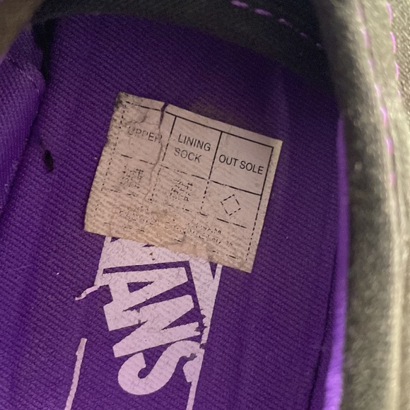Vans Purple and Black Low Top Sneakers Size 5.5 - Picture 11 of 11